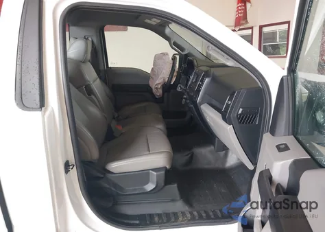 2020 Ford F-150 Xl z USA, uszkodzony, nr VIN 1FTMF1C59LFC62890